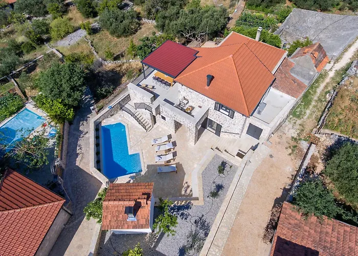 Mare * Vinišće
