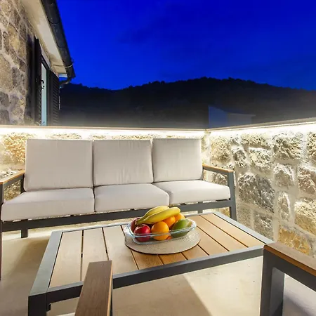Mare Villa